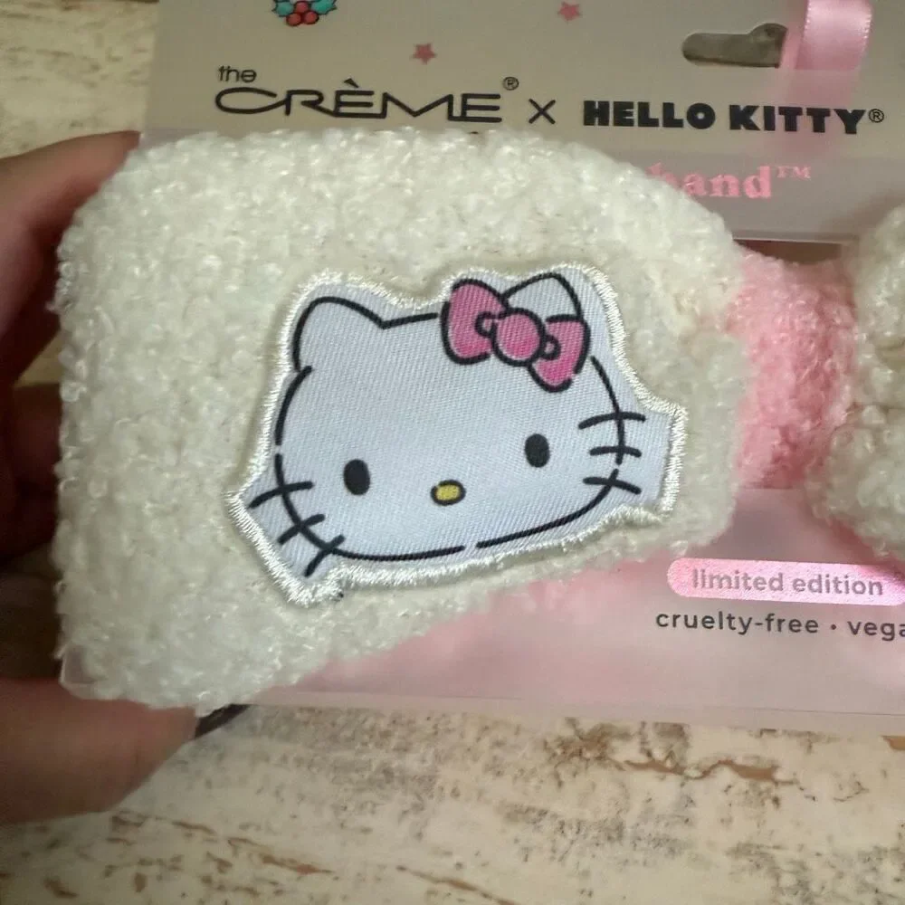 NIB Crème shop x Hello Kitty spa headband